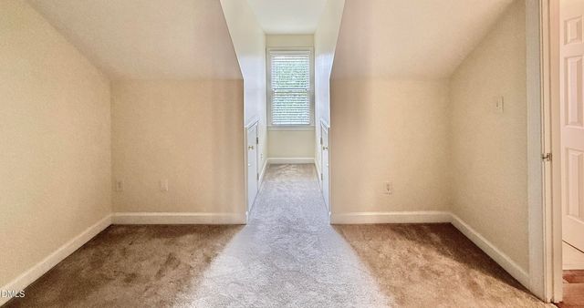 402 Presque Isle Lane, Chapel Hill, NC 27514