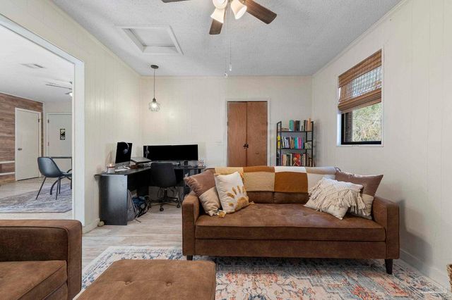 465 Ronda St, Pensacola, FL 32534