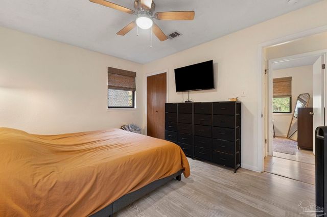 465 Ronda St, Pensacola, FL 32534