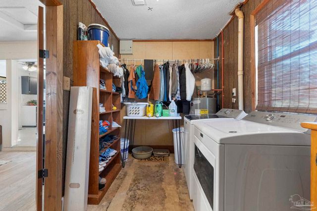 465 Ronda St, Pensacola, FL 32534