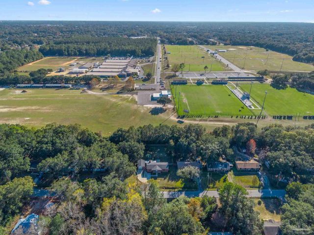 465 Ronda St, Pensacola, FL 32534