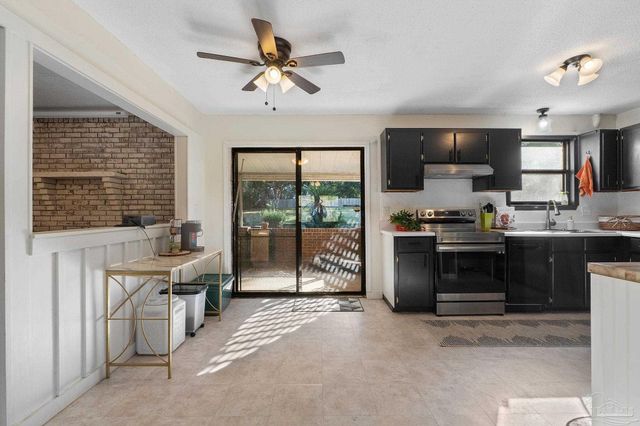 465 Ronda St, Pensacola, FL 32534