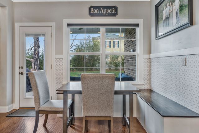 4314 Attleboro Dr, Murfreesboro, TN 37128