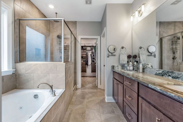 4314 Attleboro Dr, Murfreesboro, TN 37128