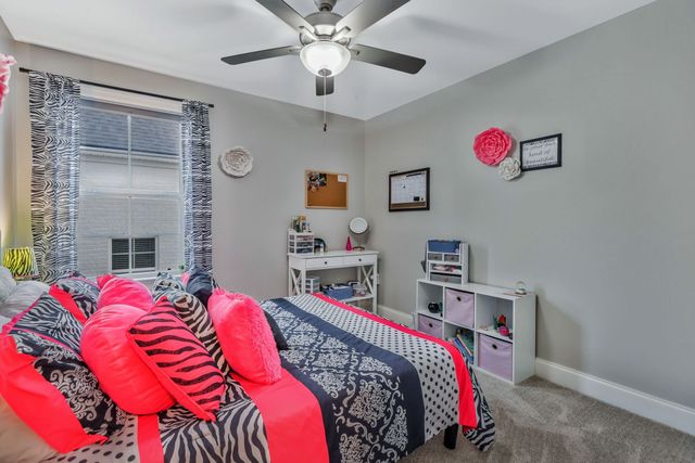 4314 Attleboro Dr, Murfreesboro, TN 37128