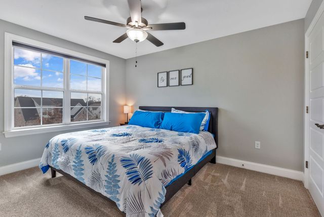 4314 Attleboro Dr, Murfreesboro, TN 37128