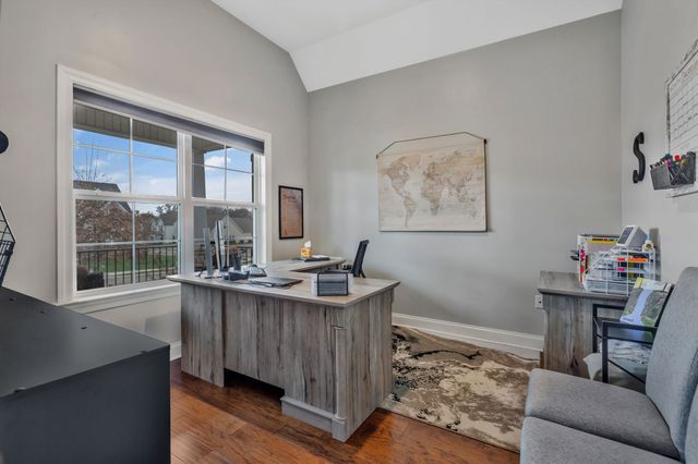 4314 Attleboro Dr, Murfreesboro, TN 37128