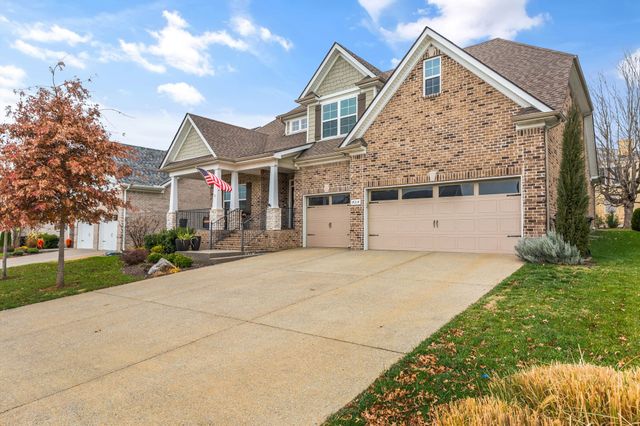 4314 Attleboro Dr, Murfreesboro, TN 37128