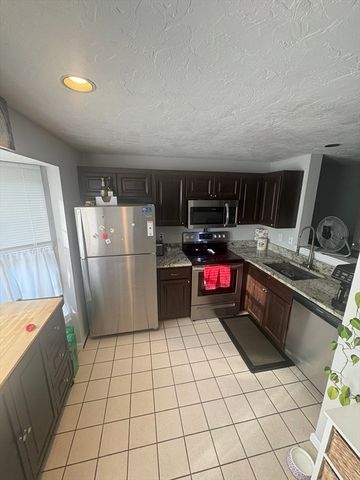 45 Key St 45, Millis, MA 02045