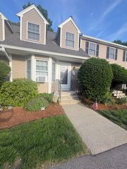 45 Key St 45, Millis, MA 02045
