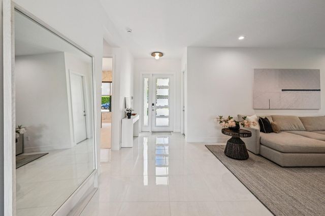 17360 Pagoda Palms Drive, Boca Raton, FL 33496