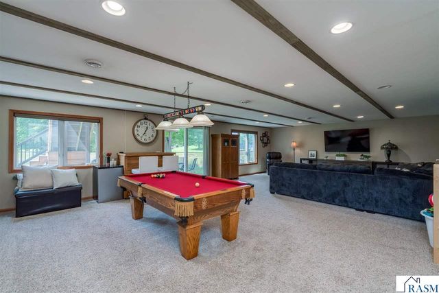 221 Pebble Creek Drive, Mankato, MN 56001