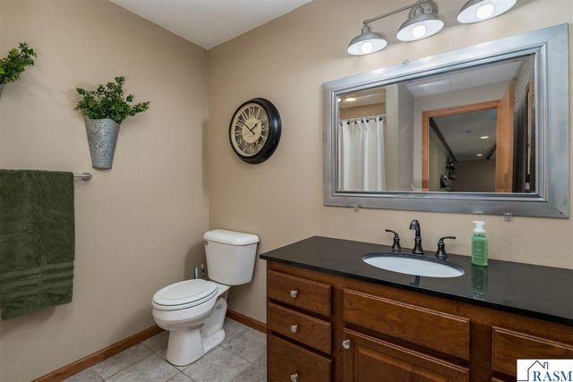 221 Pebble Creek Drive, Mankato, MN 56001