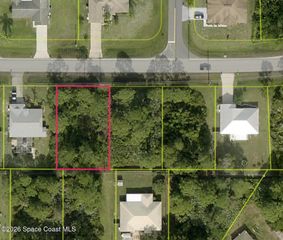 954 Sarasota Drive SE, Palm Bay, FL 32909