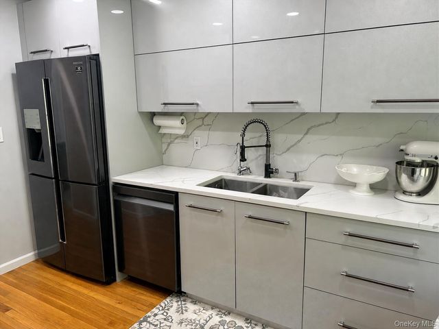 1180 E Broadway 4, Hewlett, NY 11557
