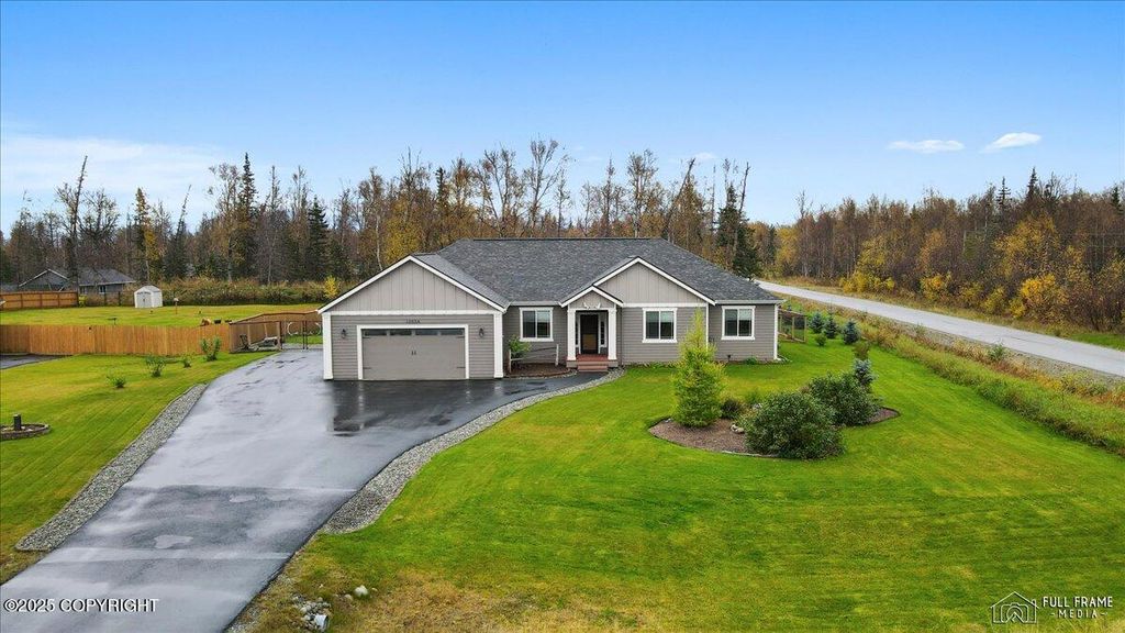 12034 E Quarterstrap Circle, Palmer, AK 99645