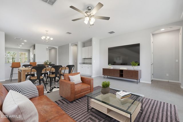 2836 W HAVASU Drive, San Tan Valley, AZ 85144