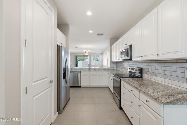 2836 W HAVASU Drive, San Tan Valley, AZ 85144