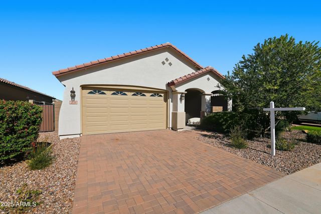 2836 W HAVASU Drive, San Tan Valley, AZ 85144