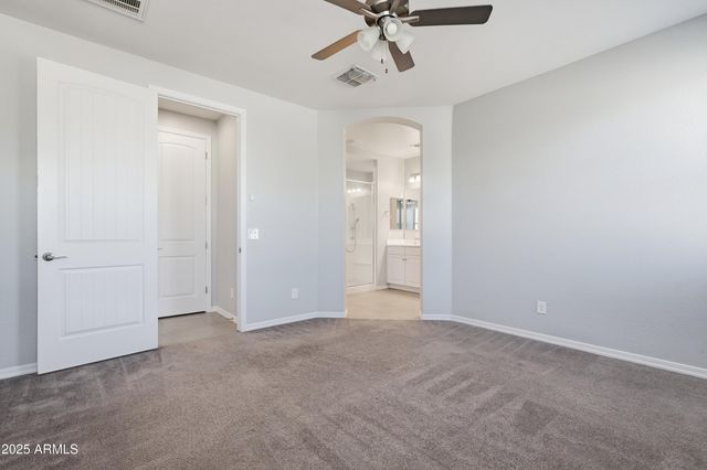 2836 W HAVASU Drive, San Tan Valley, AZ 85144