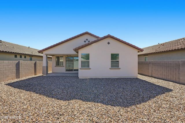 2836 W HAVASU Drive, San Tan Valley, AZ 85144