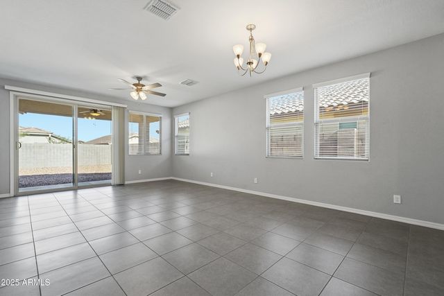 2836 W HAVASU Drive, San Tan Valley, AZ 85144