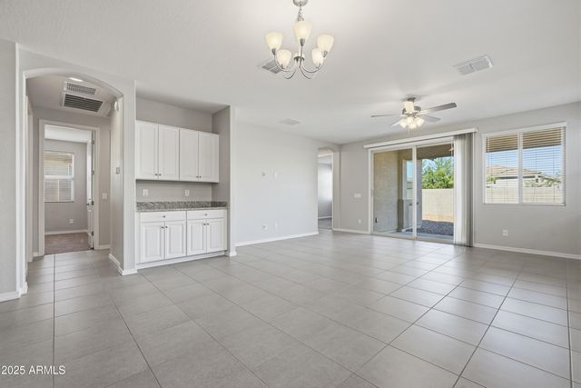 2836 W HAVASU Drive, San Tan Valley, AZ 85144