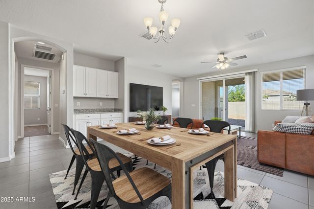 2836 W HAVASU Drive, San Tan Valley, AZ 85144