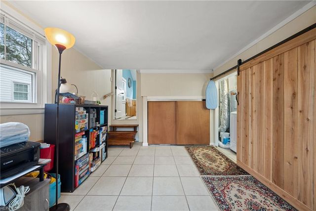 1061 Saint Julian DR, Chesapeake, VA 23323