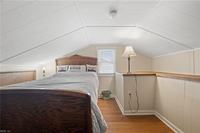 1061 Saint Julian DR, Chesapeake, VA 23323