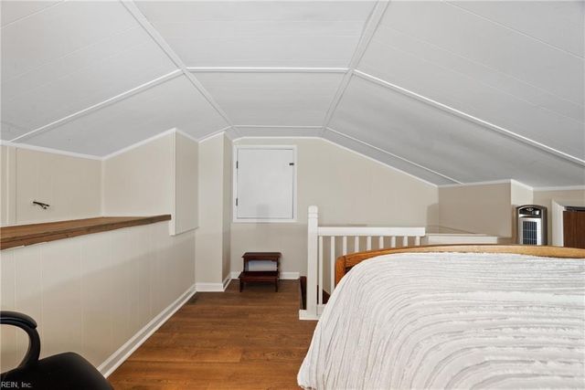 1061 Saint Julian DR, Chesapeake, VA 23323