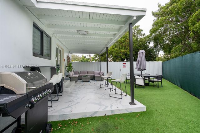2840-2842 NW 13th Street, Miami, FL 33125