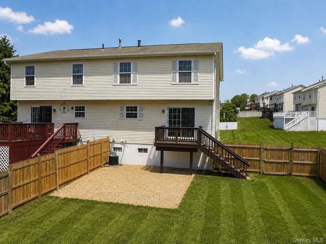 5 Alicia Lane, Warwick, NY 10990