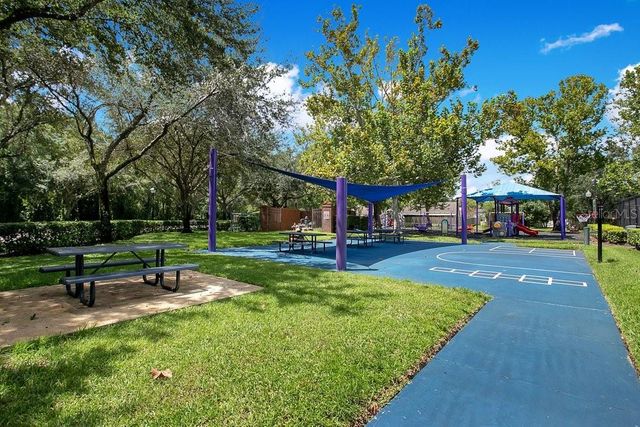 1016 PROVIDENCE LANE, Oviedo, FL 32765