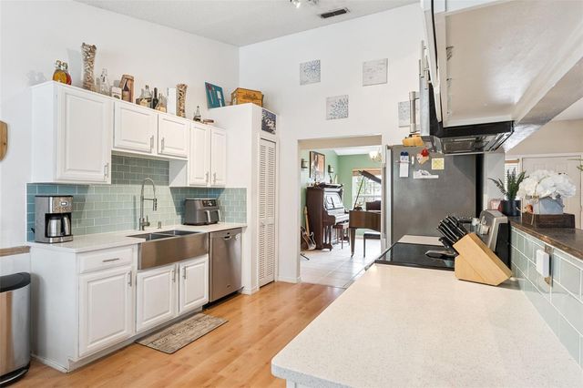 1016 PROVIDENCE LANE, Oviedo, FL 32765