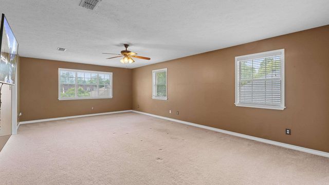 7005 Forest Oak Drive, Texarkana, AR 71854