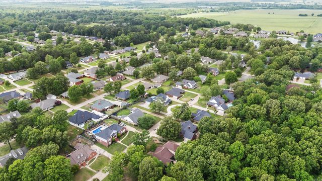 7005 Forest Oak Drive, Texarkana, AR 71854