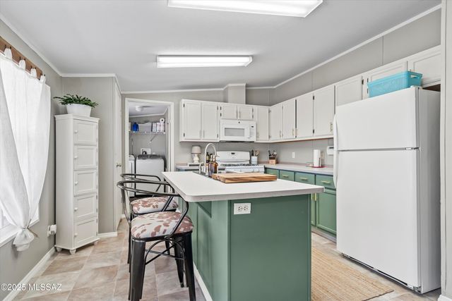 6420 N Sanders Road, Tucson, AZ 85743