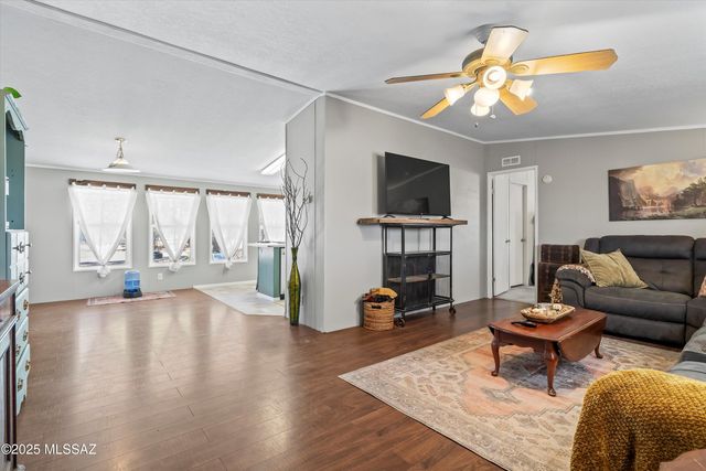 6420 N Sanders Road, Tucson, AZ 85743