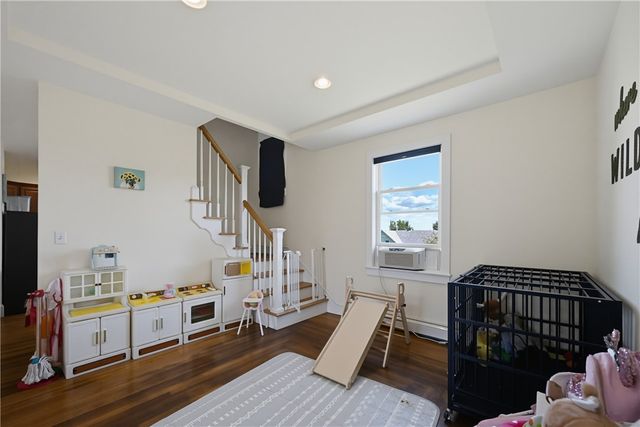 40 Walnut Street, Tiverton, RI 02878