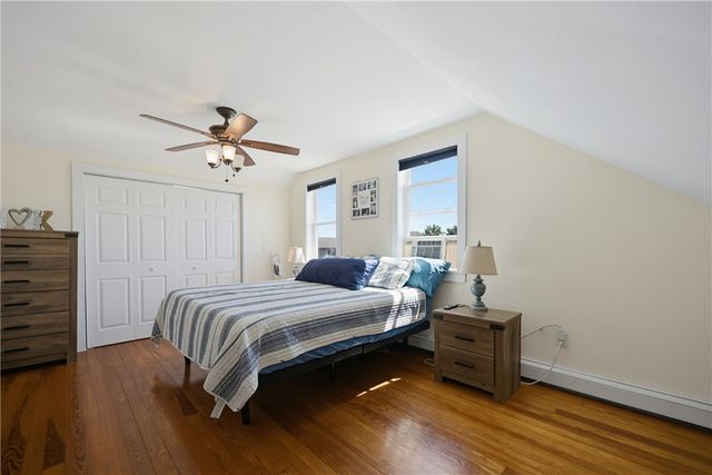 40 Walnut Street, Tiverton, RI 02878