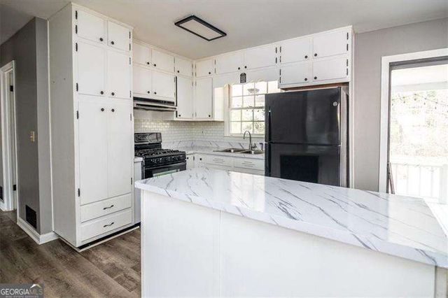 3541 Pinehill Circle, Acworth, GA 30101