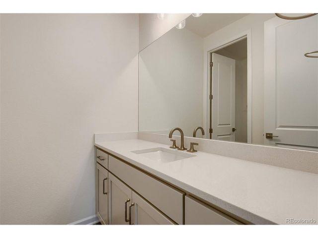 6273 N Jebel St, Aurora, CO 80019