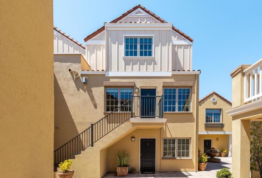 1705 Palm Avenue 19, San Mateo, CA 94402