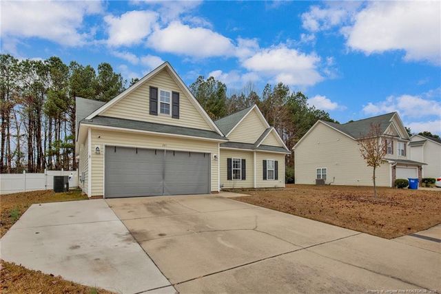 865 Fairfield Circle, Raeford, NC 28376