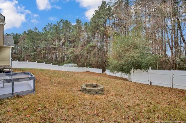 865 Fairfield Circle, Raeford, NC 28376