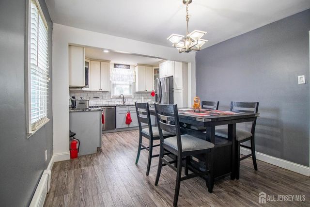 11 Tyndale Avenue, Monroe, NJ 08831