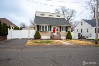 11 Tyndale Avenue, Monroe, NJ 08831