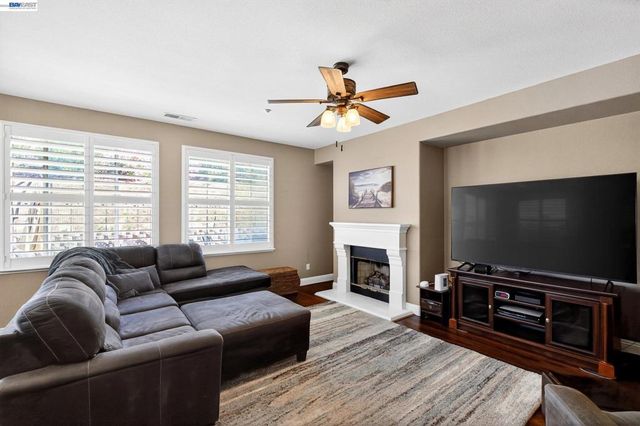 2760 ST. ANDREWS DR, Brentwood, CA 94513