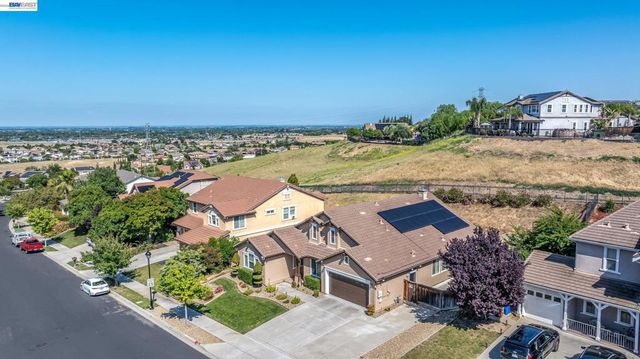 2760 ST. ANDREWS DR, Brentwood, CA 94513
